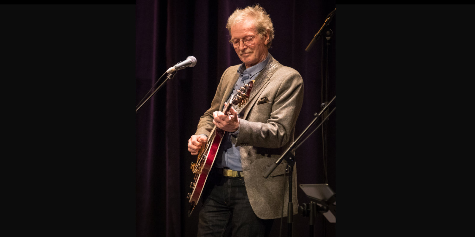 Øystein Sunde - gitarist i verdensklasse